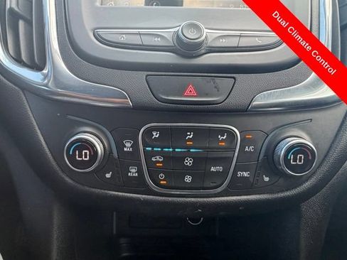 Used 2019 Chevrolet Equinox LT FWD image 14