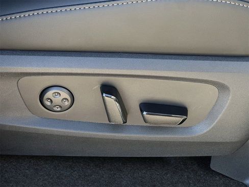 New 2026 INFINITI QX60 Sport image 21