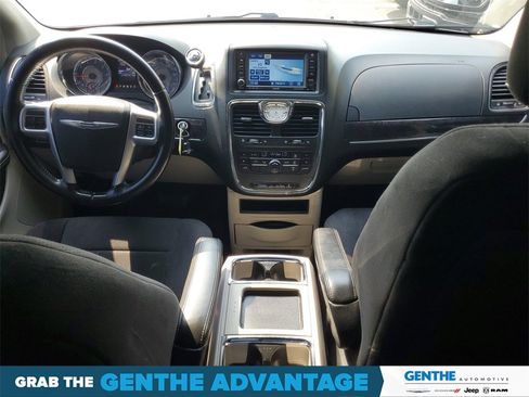 Used 2011 Chrysler Town & Country Touring image 21