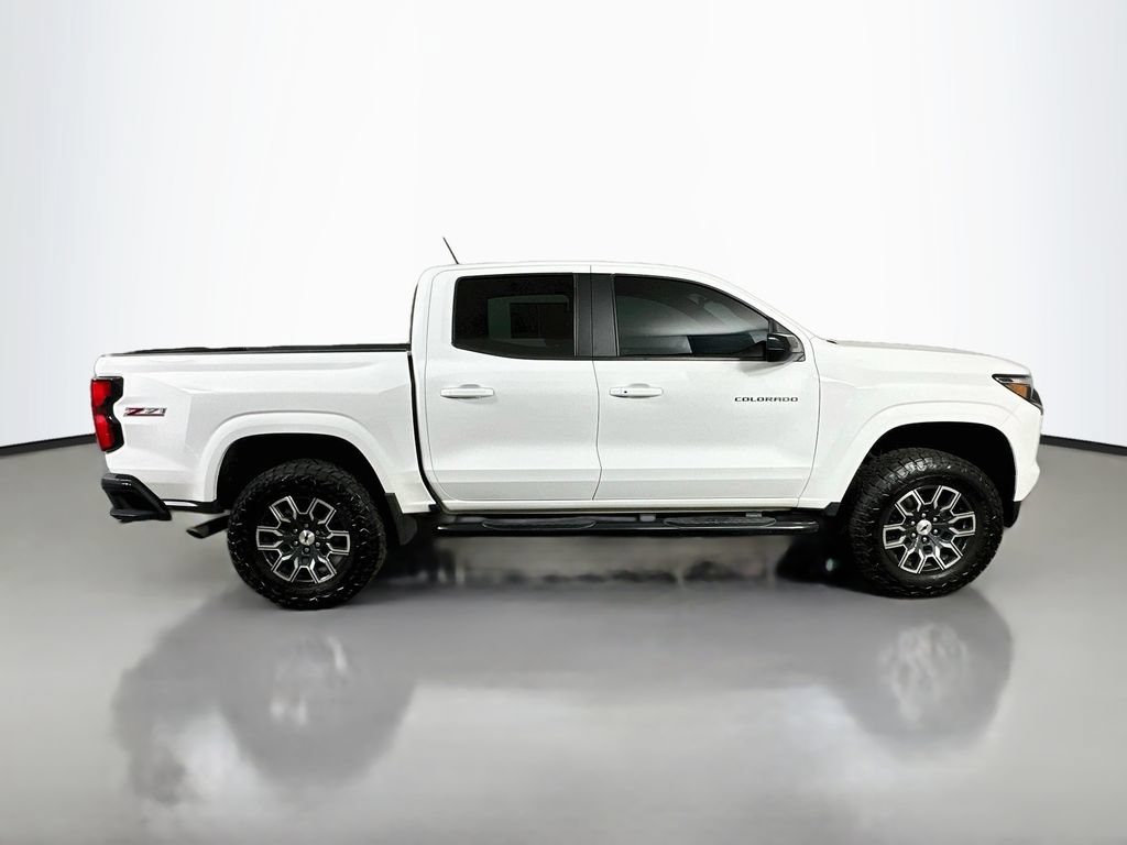 Used 2023 Chevrolet Colorado Z71 w/ Z71 Convenience Package 2 AWD/4WD image 7