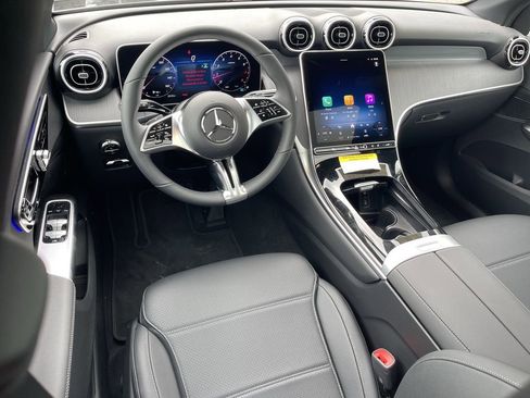 New 2025 Mercedes-Benz GLC 300 4MATIC image 12