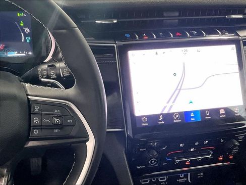Used 2023 Jeep Grand Cherokee 30th Anniversary AWD/4WD image 19