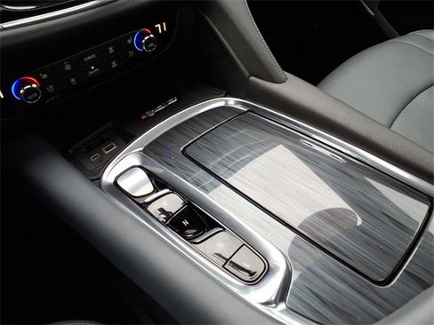 Used 2023 Buick Enclave Premium w/ Experience Buick Package image 19