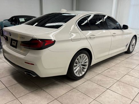 Used 2021 BMW 530i w/ Convenience Package image 9