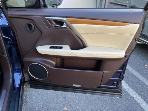 Used 2017 Lexus RX 350 AWD w/ Premium Package image 39