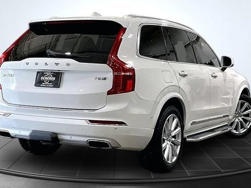 Used 2016 Volvo XC90 T6 Inscription w/ Vision Package AWD/4WD image 2