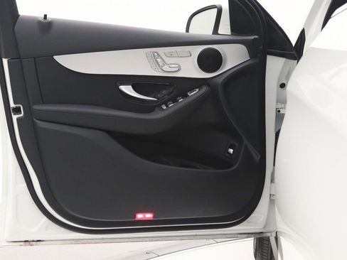 Certified 2022 Mercedes-Benz GLC 300 image 20