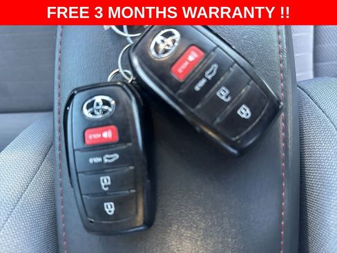 Used 2024 Toyota Corolla SE w/ SE Convenience Package FWD image 30