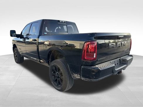 Used 2025 RAM 2500 Big Horn AWD/4WD image 7