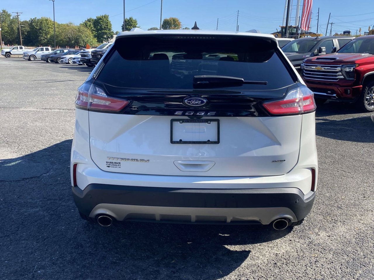Used 2022 Ford Edge Titanium AWD/4WD image 7