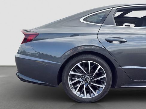 Used 2022 Hyundai Sonata Limited w/ Cargo Package FWD image 22