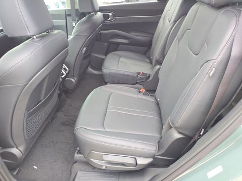New 2026 Kia Sorento EX FWD image 17