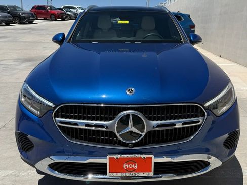 Used 2026 Mercedes-Benz GLC 300 image 3