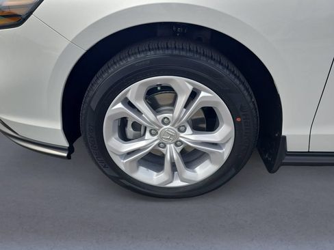 New 2026 Honda Accord LX image 10