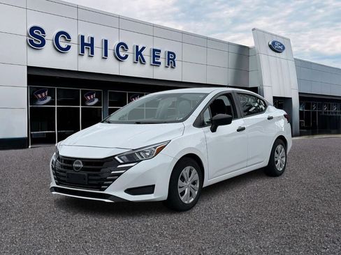 Used 2023 Nissan Versa S FWD image 4