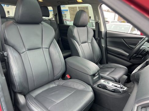 Used 2024 Subaru Ascent Limited w/ Technology Package image 28