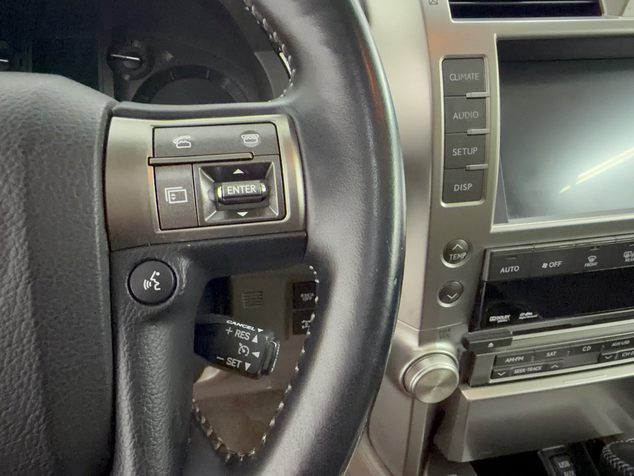 Used 2011 Lexus GX 460 w/ Comfort Plus Pkg AWD/4WD image 19