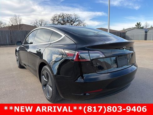 Used 2020 Tesla Model 3 Standard Range image 8
