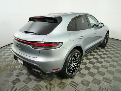New 2026 Porsche Macan Turbo AWD/4WD image 27