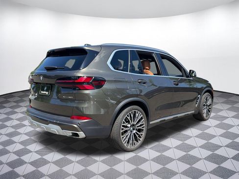 Used 2024 BMW X5 xDrive40i w/ Premium Package AWD/4WD image 8