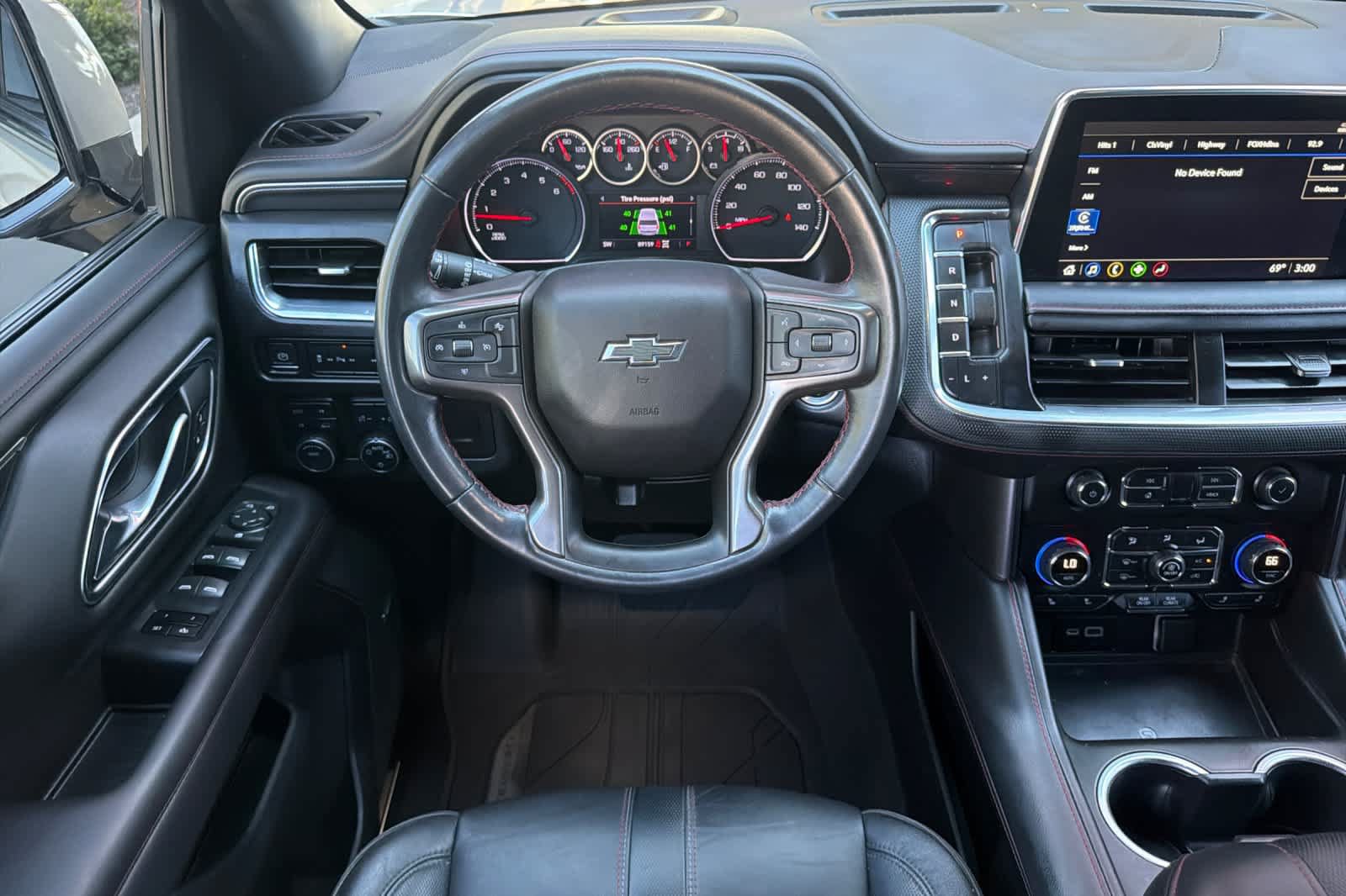 Used 2021 Chevrolet Suburban RST AWD/4WD image 14