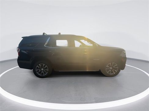 Used 2023 Chevrolet Tahoe LT image 9