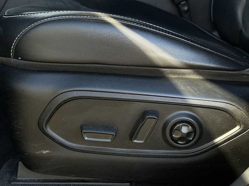 Certified 2023 Jeep Grand Cherokee Altitude image 14