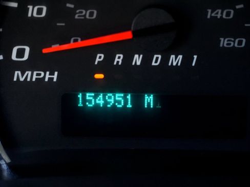 Used 2015 Chevrolet Express 4500 RWD image 43