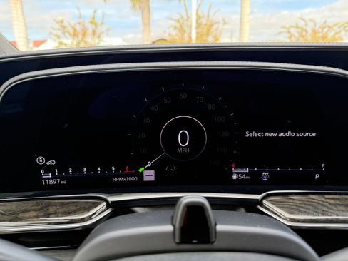 Certified 2024 Cadillac Escalade ESV Premium Luxury w/ Performance Package image 31