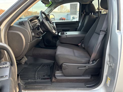 Used 2013 Chevrolet Silverado 1500 LT image 12