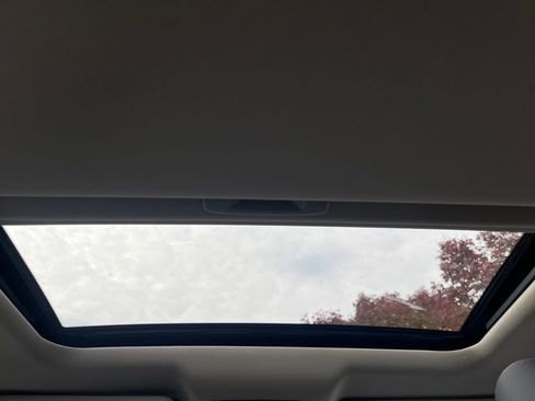 New 2025 Nissan Altima 2.5 SR w/ SR Premium Package image 18