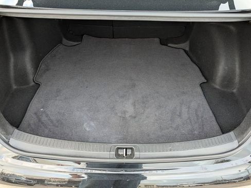 Used 2024 Toyota Corolla LE image 28