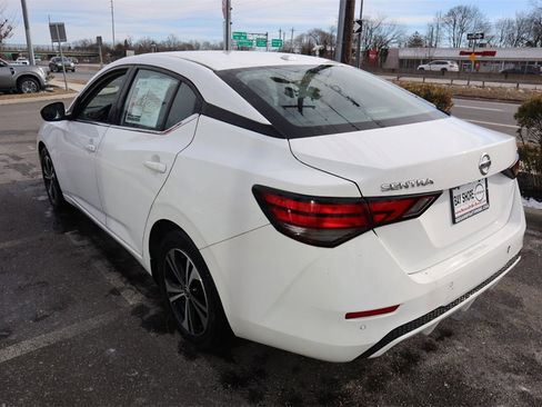 Certified 2022 Nissan Sentra SV w/ Trunk Package image 6