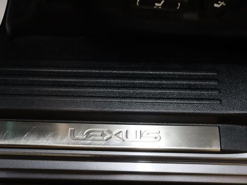 Used 2019 Lexus GX 460 Premium image 36