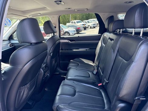 Used 2022 Hyundai Palisade SEL w/ 8P Bench Seat Package FWD image 35