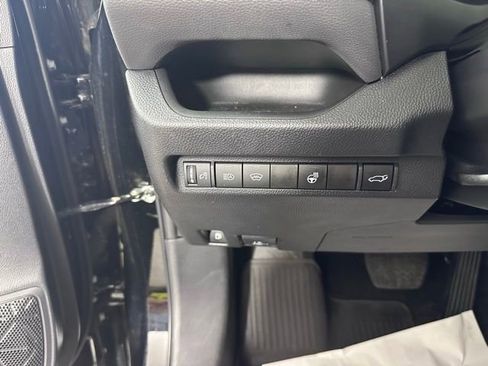 Used 2023 Toyota RAV4 SE w/ Convenience Package AWD/4WD image 24