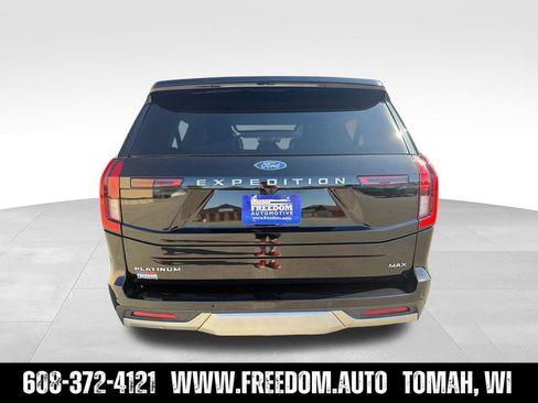 Used 2026 Ford Expedition Max Platinum AWD/4WD image 4