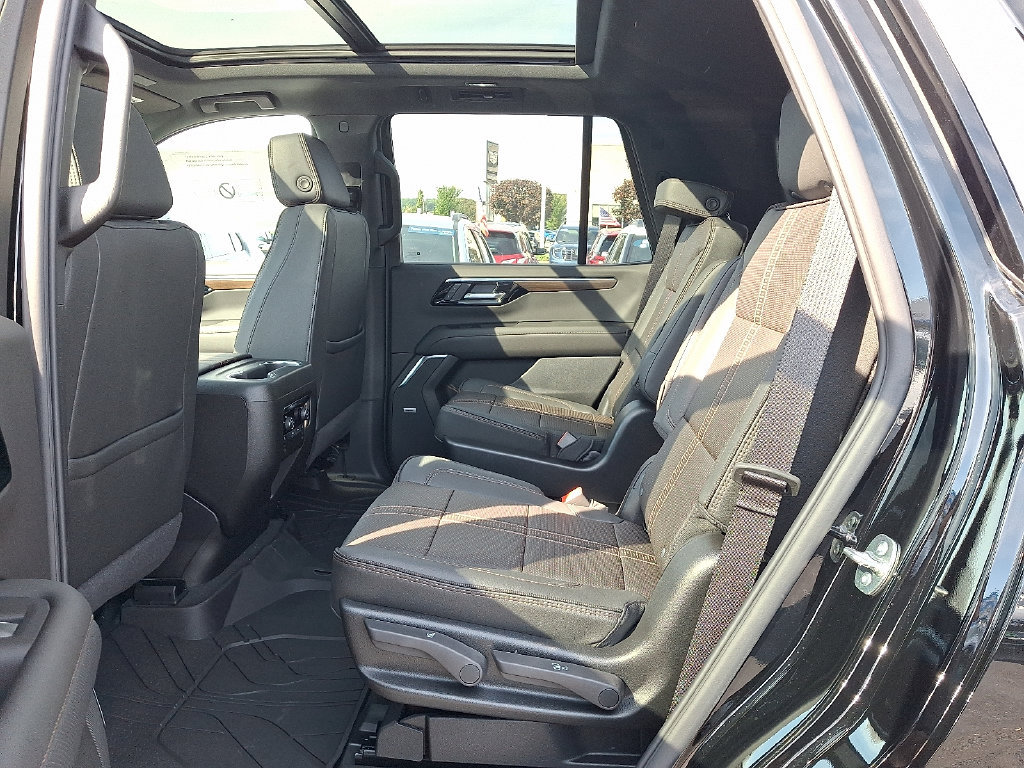 New 2026 Chevrolet Tahoe High Country AWD/4WD image 5