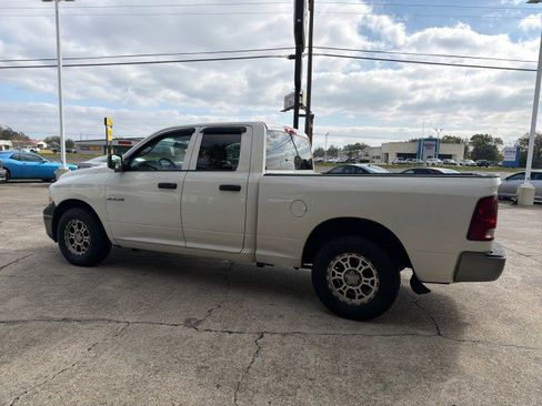 Used 2009 Dodge Ram 1500 Truck ST w/ ST Popular Equipment Group image 9