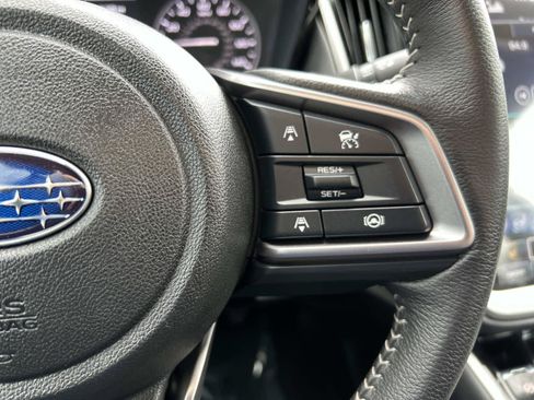 Used 2025 Subaru Outback Premium AWD/4WD image 23