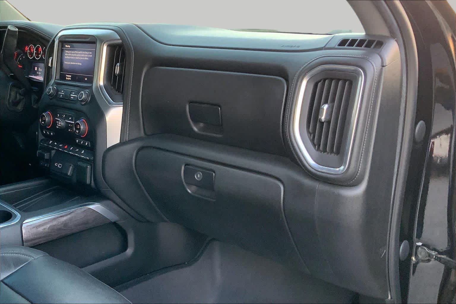 Used 2020 Chevrolet Silverado 2500 LTZ AWD/4WD image 17