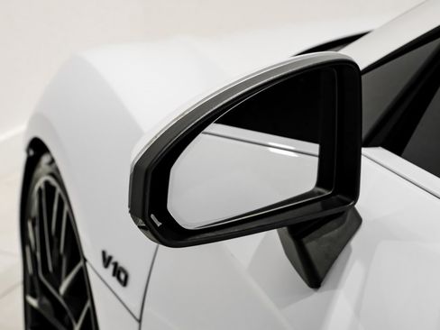 Used 2020 Audi R8 V10 w/ 20" Wheel Package image 34