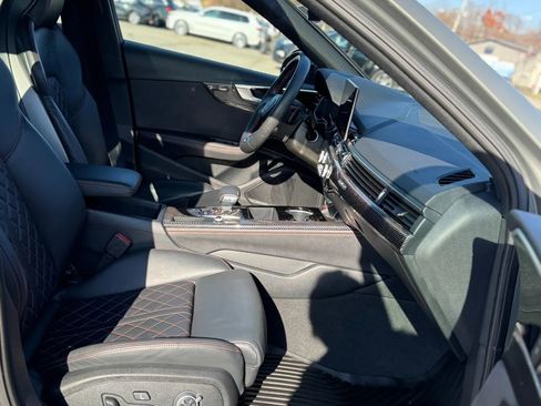 Used 2023 Audi S4 Premium Plus w/ Premium Plus Package image 18