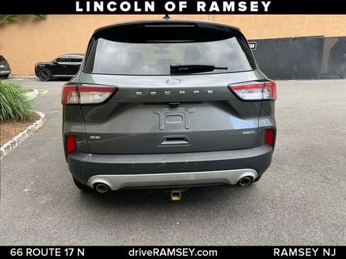 Used 2022 Ford Escape SE w/ Cold Weather Package AWD/4WD image 4
