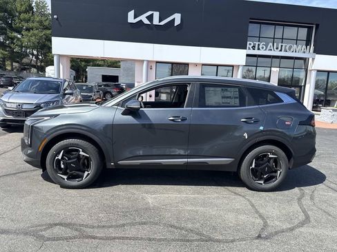 New 2026 Kia Sportage EX AWD/4WD image 2
