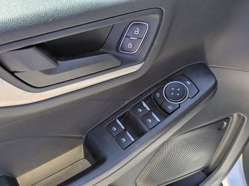 Used 2022 Ford Escape S FWD image 8