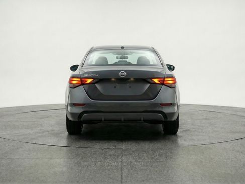 Used 2025 Nissan Sentra SV FWD image 7