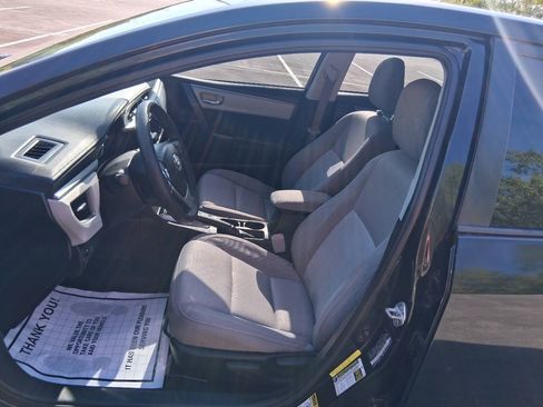 Used 2016 Toyota Corolla LE FWD image 10