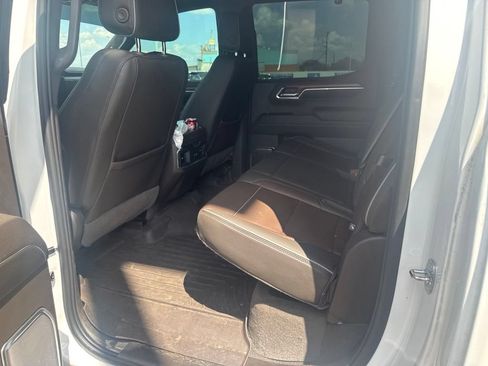 Used 2022 GMC Sierra 1500 Denali AWD/4WD image 17