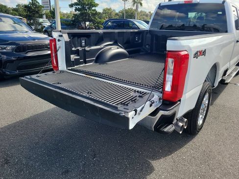 Used 2025 Ford F250 XLT AWD/4WD image 9